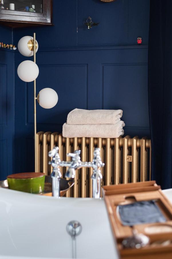 Victoria Design - Premium Ohrada * Praga
